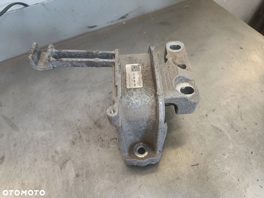 Łapa poduszka silnika TSI Skoda Octavia Superb Seat Leon 3 VW Golf Passat Audi A3 8V 5Q0199262CK - 1