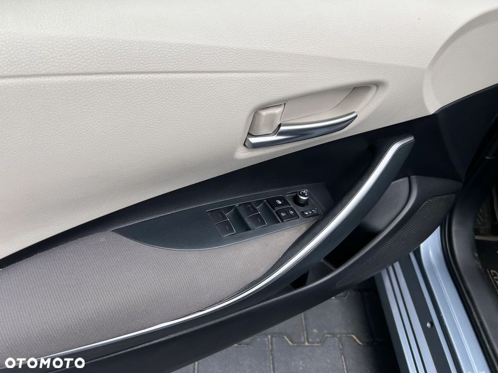 Toyota Corolla 1.8 Hybrid Comfort - 10