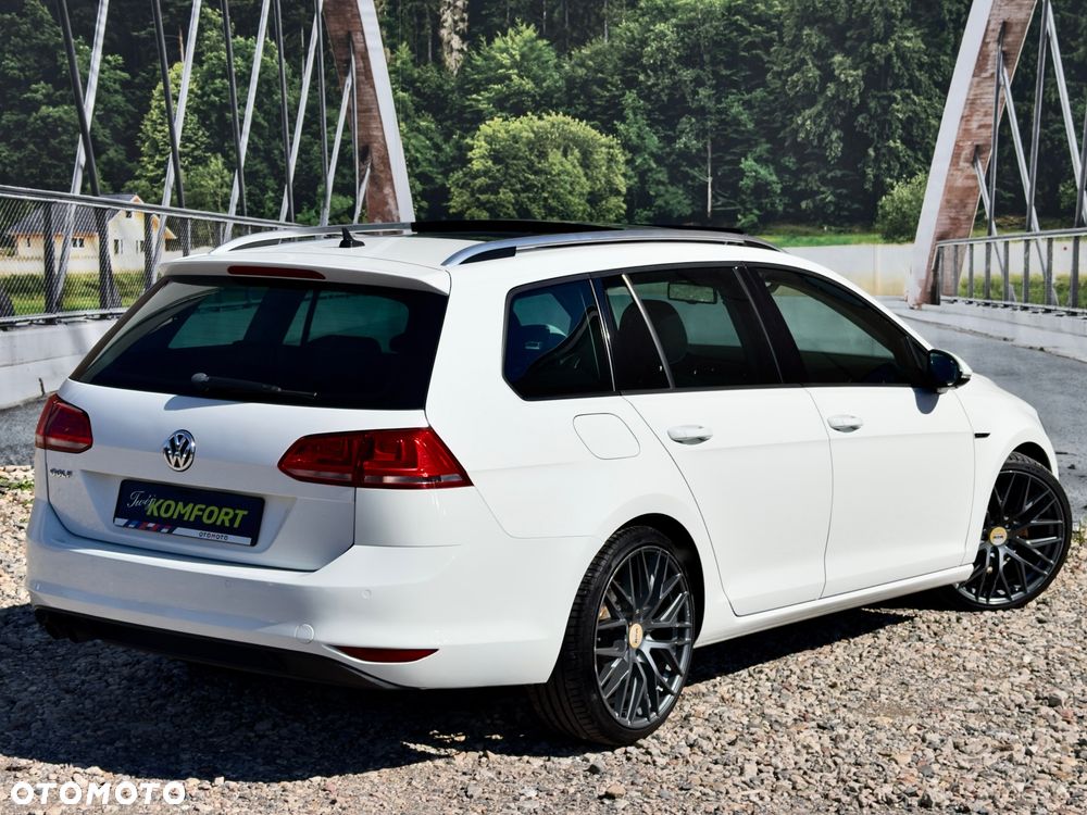 Volkswagen Golf 2.0 TDI BlueMotion Technology Lounge - 11