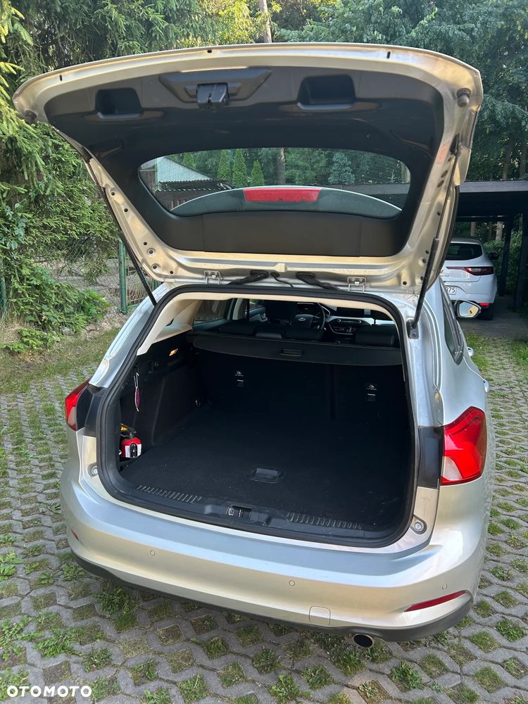 Ford Focus 1.5 EcoBlue Trend - 5