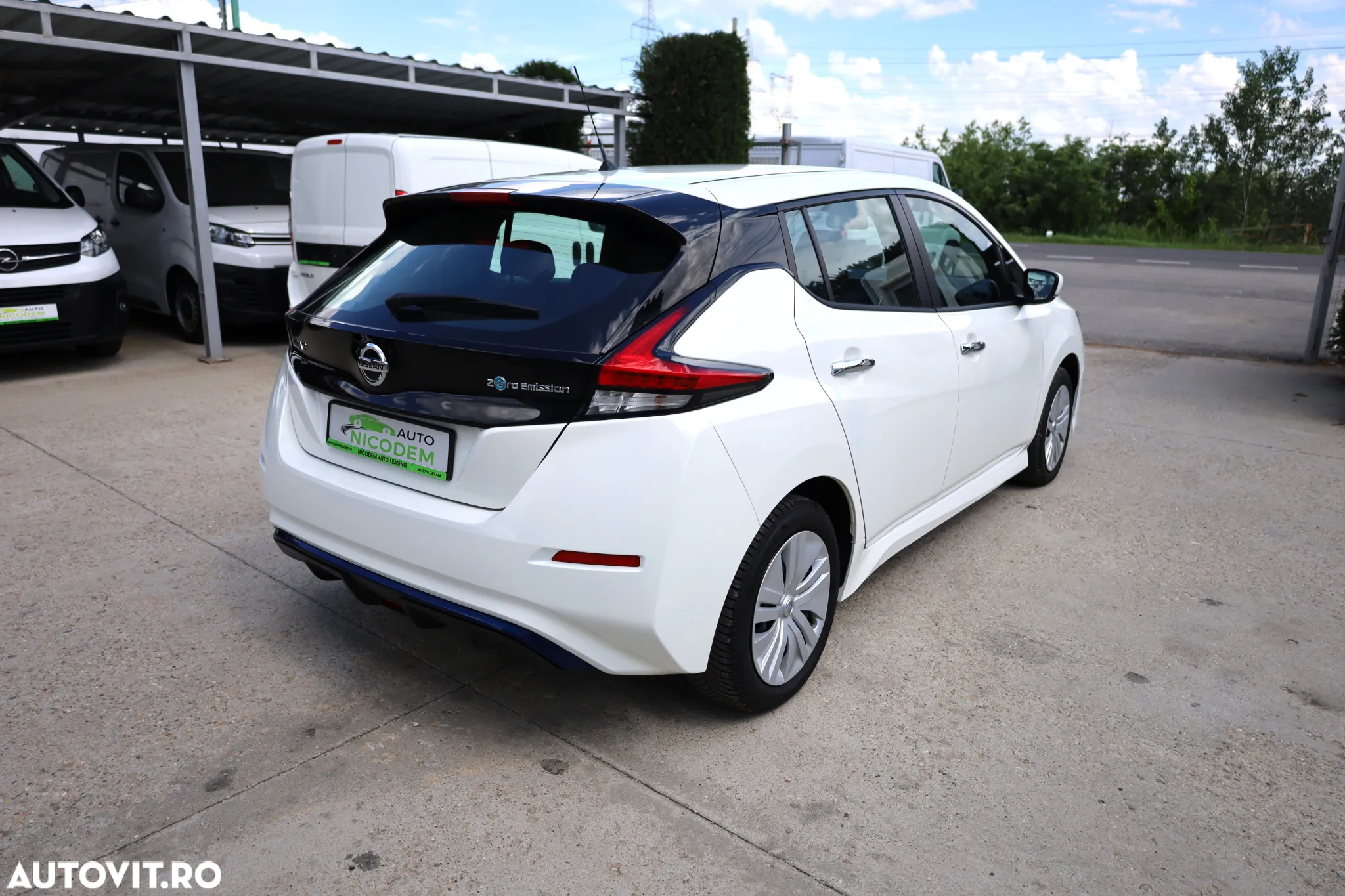 Nissan LEAF - 7