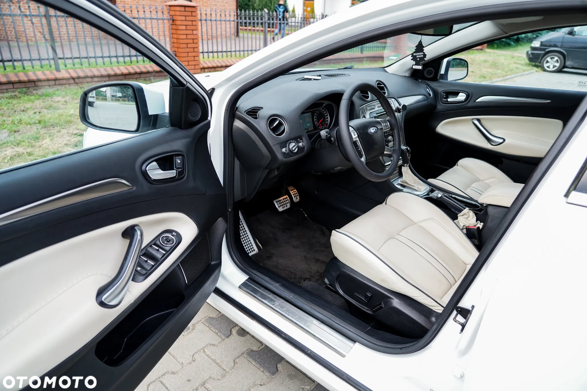 Ford Mondeo - 20