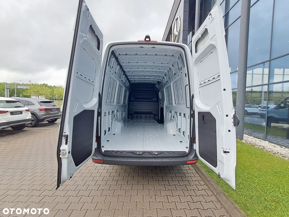 Mercedes-Benz Sprinter 319 CDI Furgon PRO  Ekstra Długi 4325+mm - 15