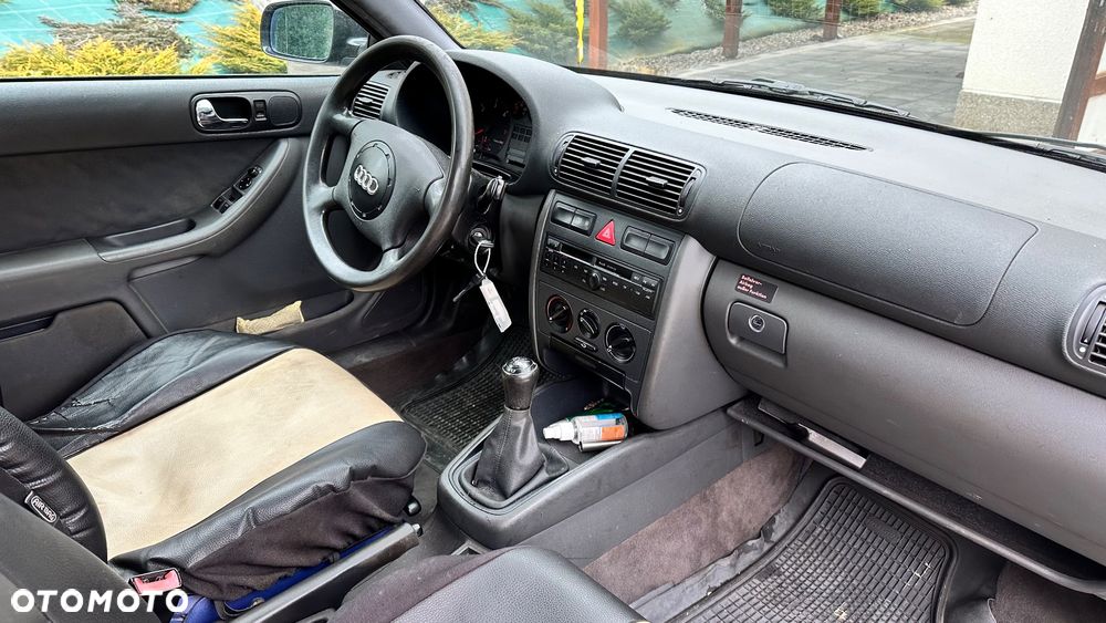 Audi A3 Sportback 1.9 TDI Ambiente - 5