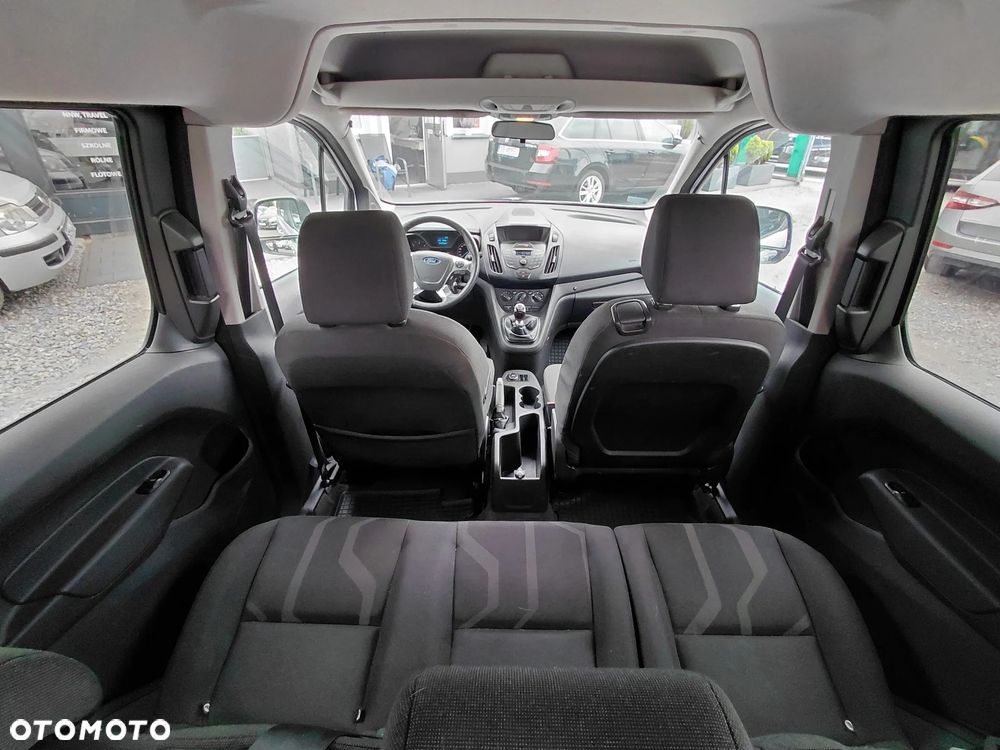 Ford Tourneo Connect - 19