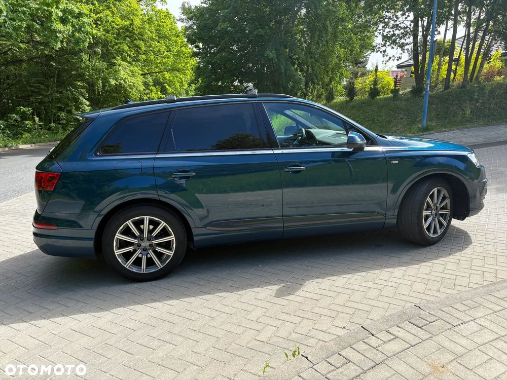 Audi Q7 - 10