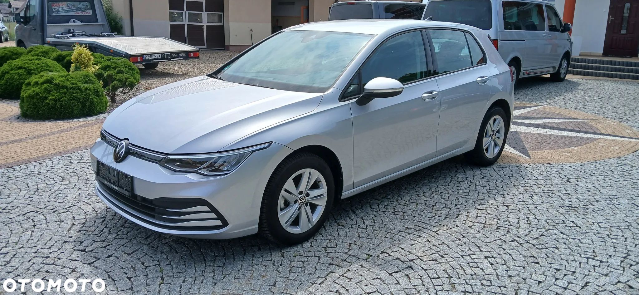 Volkswagen Golf VIII 1.5 TSI EVO Life - 1