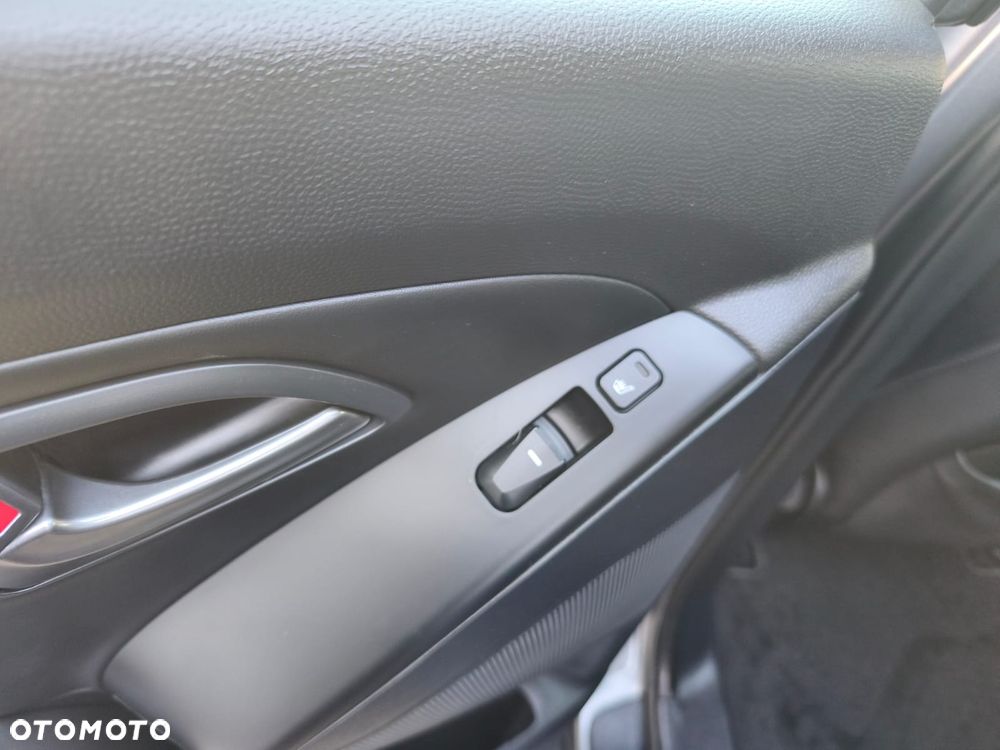 Hyundai ix35 1.6 GDI Premium 2WD - 17