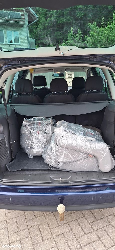 Volkswagen Sharan 2.0 TDI Trendline - 8