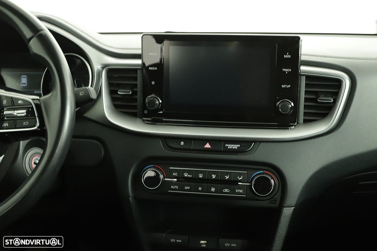 Kia Ceed 1.0 T-GDI Drive - 12