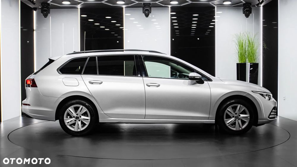 Volkswagen Golf Variant 1.5 eTSI EVO Life DSG - 8