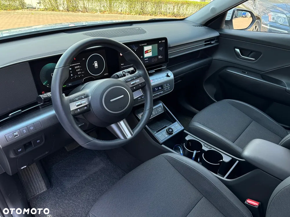 Hyundai Kona - 8
