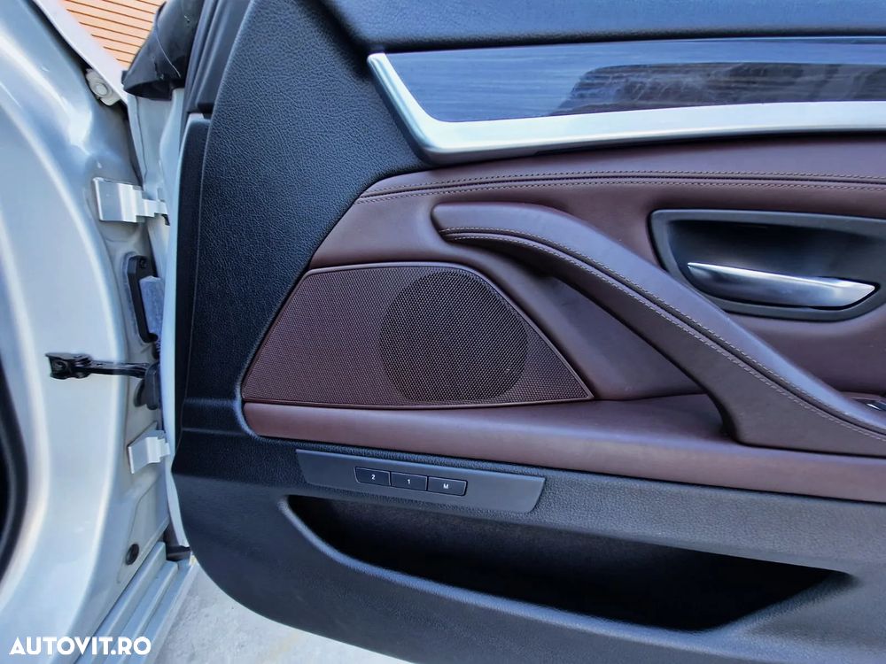 BMW Seria 5 520d - 16