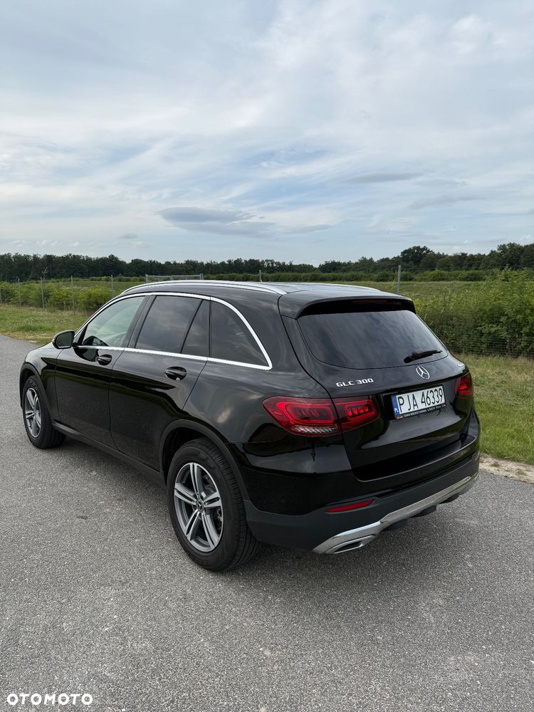 Mercedes-Benz GLC 300 4Matic 9G-TRONIC - 5