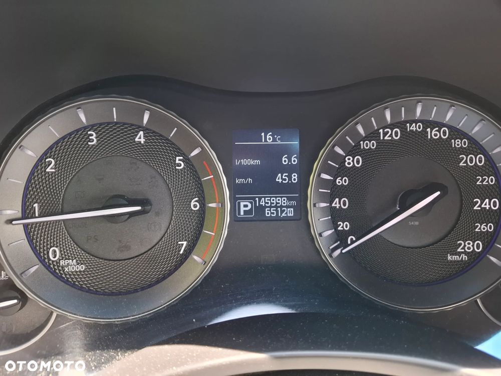 Infiniti Q70 2.2d Sport Tech EU6 - 11