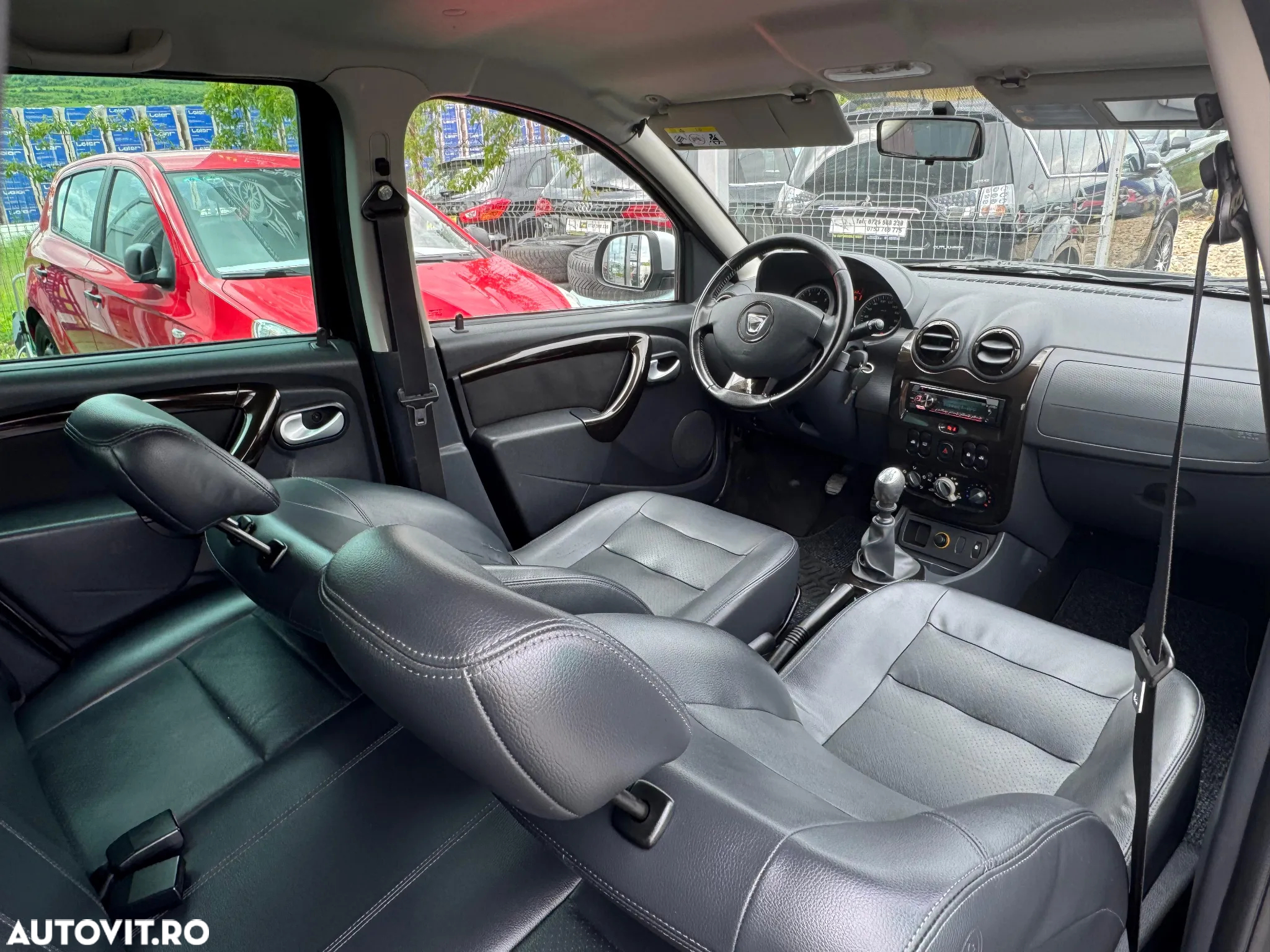 Dacia Duster 1.5 dCi 4x2 Prestige - 8