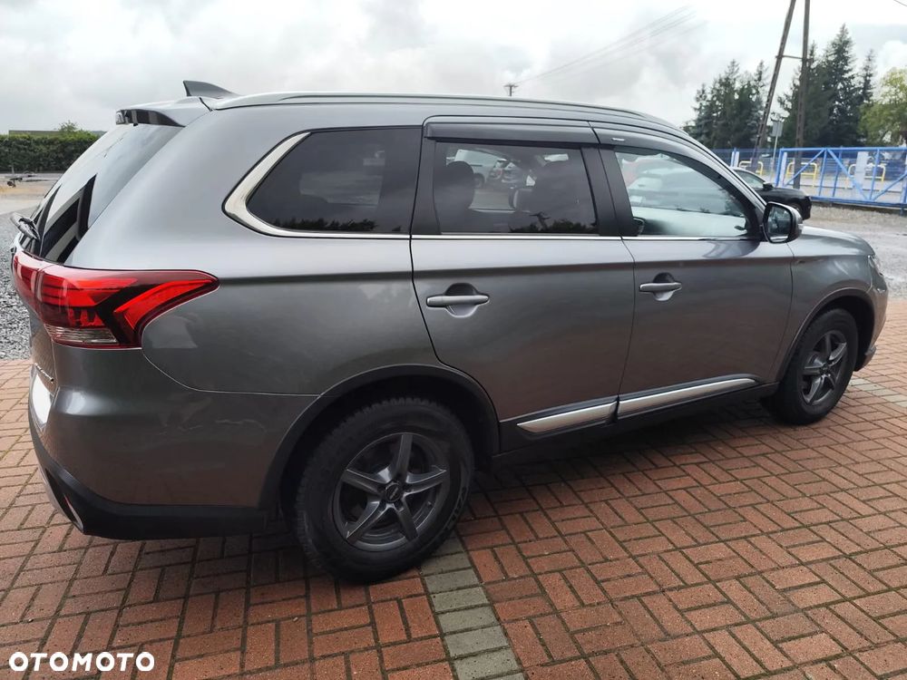 Mitsubishi Outlander 2.0 2WD CVT Edition - 21