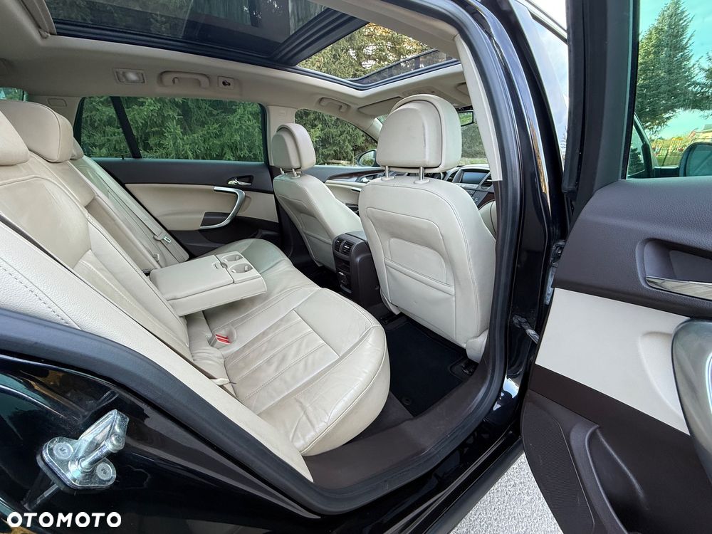 Opel Insignia 2.0 T Cosmo - 24