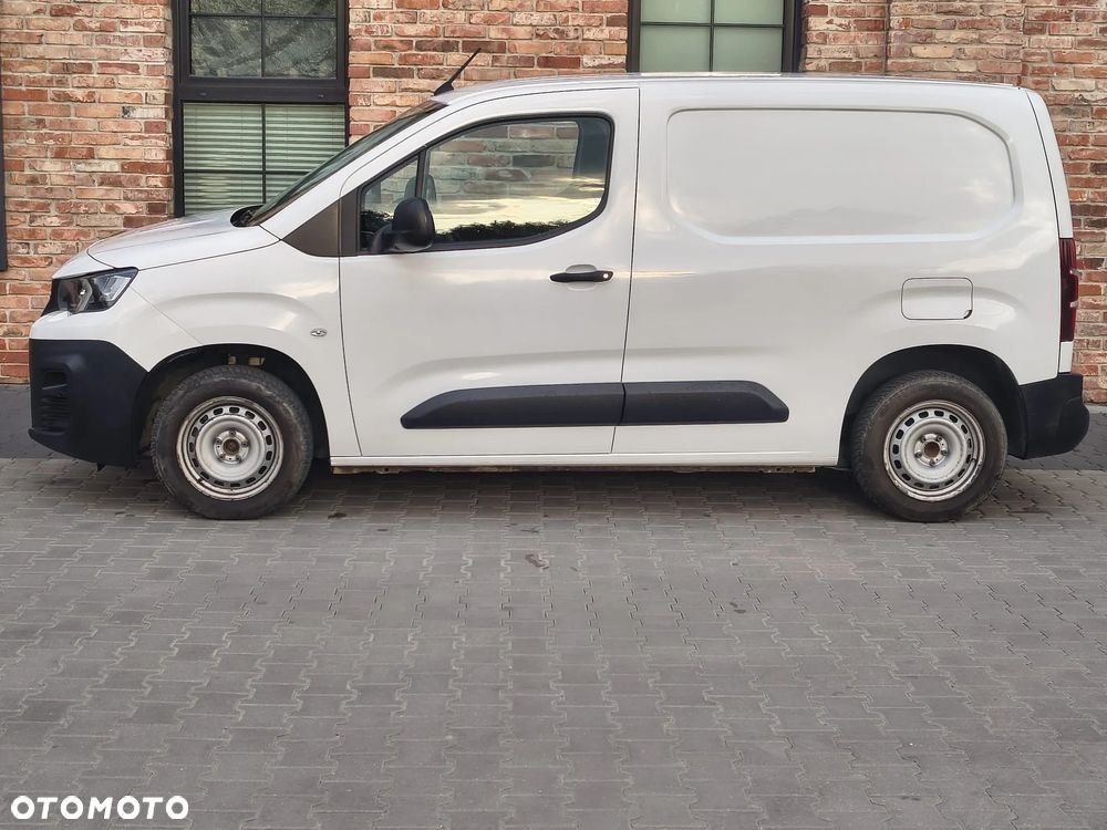 Renault EXPRESS KANGOO Dokker Partner Berlingo ProAce - 11