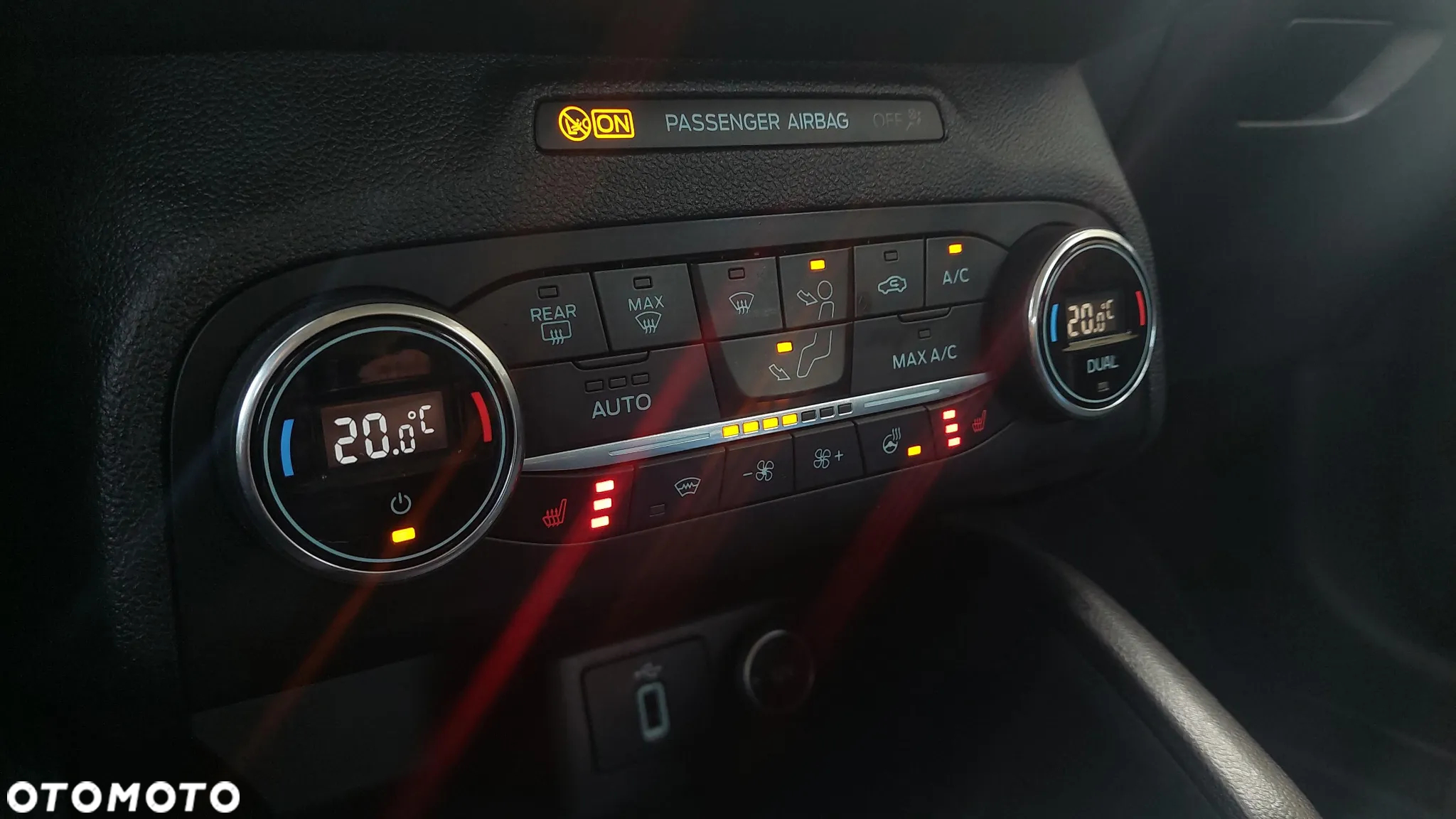 Ford Focus 1.0 EcoBoost Trend Edition - 30