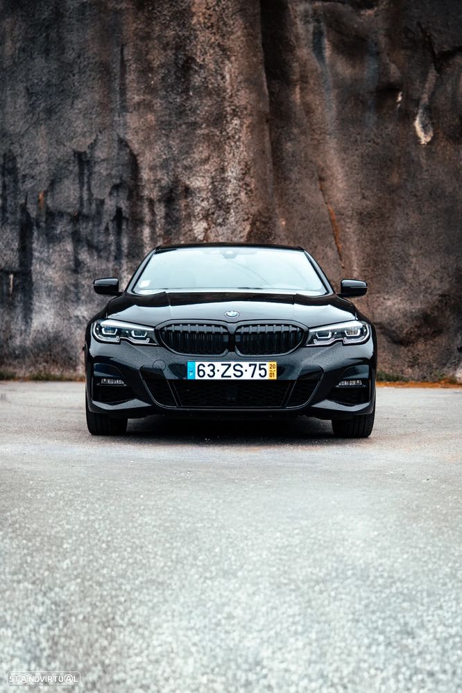 BMW 330 e Pack M Auto - 25