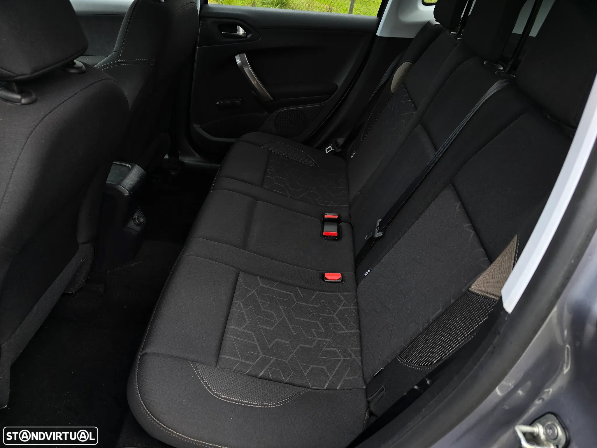 Peugeot 2008 1.2 PureTech Style - 23