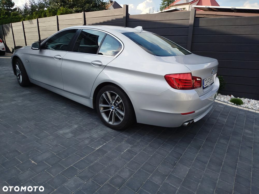 BMW Seria 5 520d - 3