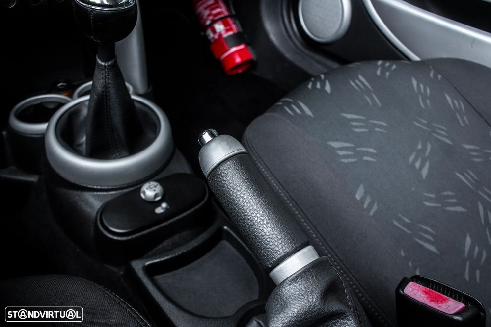 MINI Cabrio Cooper - 25