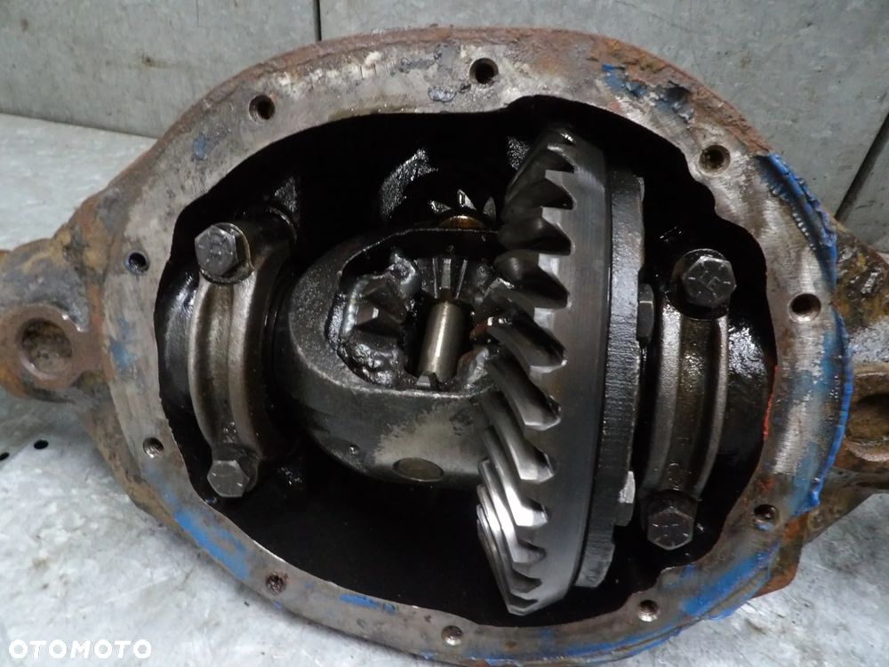 JEEP CHEROKEE XJ MOST TYŁ 39/11 3.55 DANA