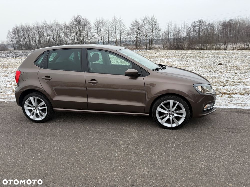 Volkswagen Polo 1.2 TSI DSG Highline - 2