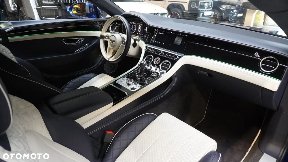 Bentley Continental GT - 7