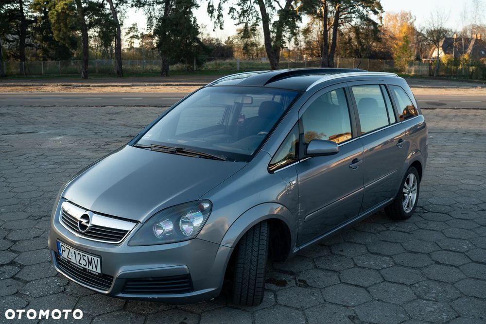 Opel Zafira 1.9 CDTI Cosmo - 16