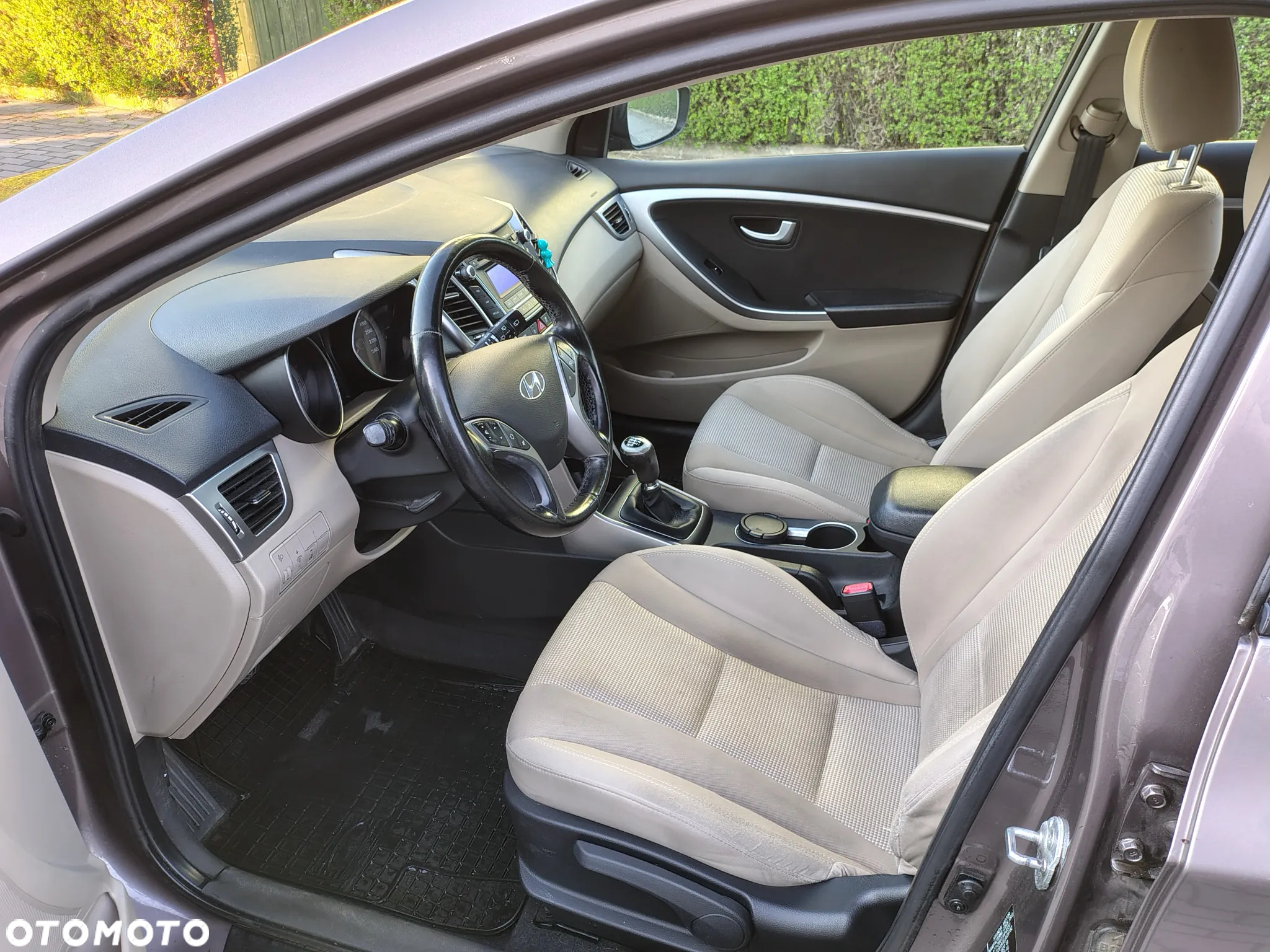 Hyundai i30 1.6 Premium - 17
