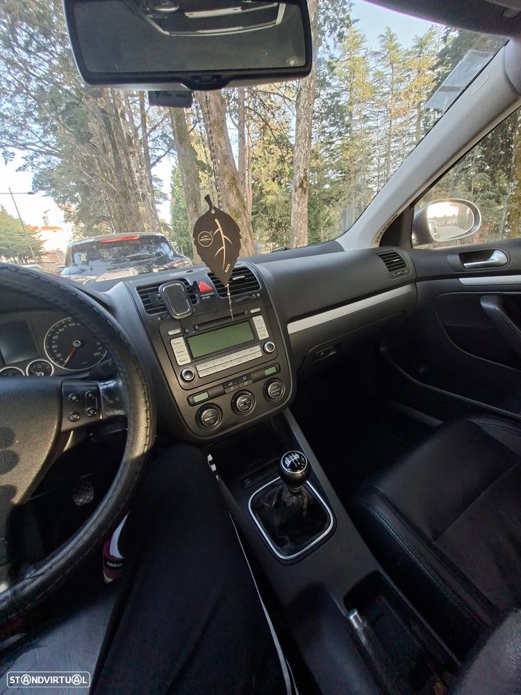 VW Jetta 1.9 TDi Trendline - 16