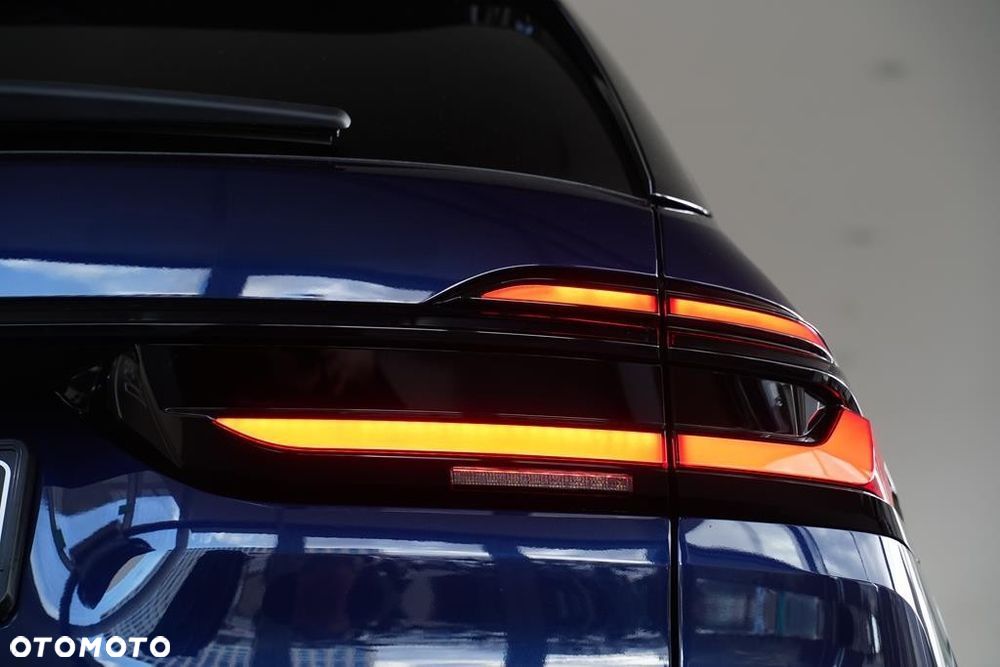 BMW X7 - 8