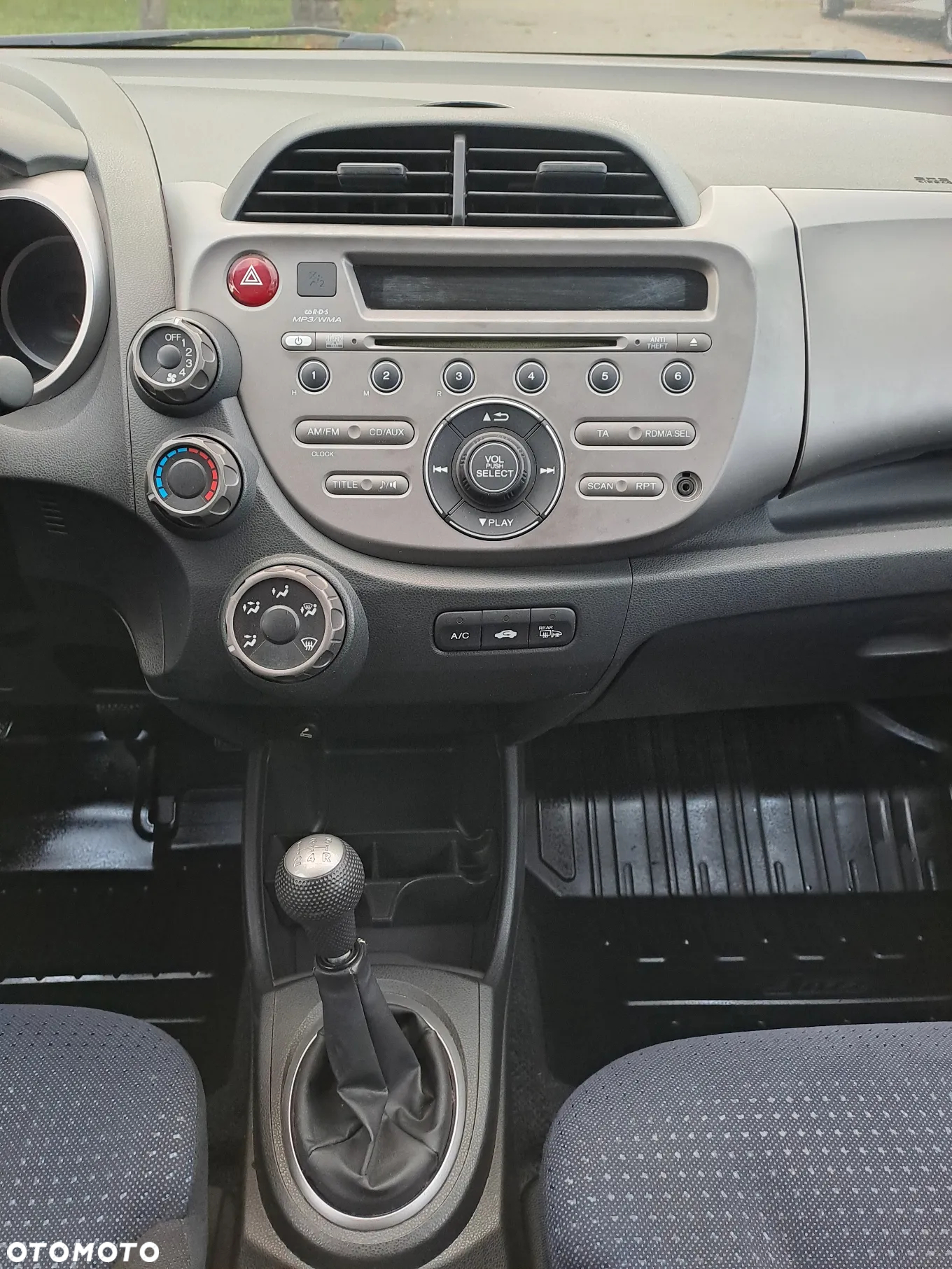 Honda Jazz 1.2 Trend VSA - 16