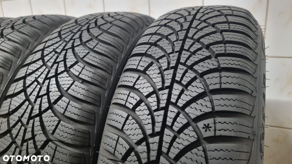 4 opony zimowe 185/60 R15 88T XL GoodYear UltraGrip 9+ - 3