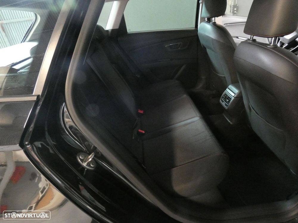 SEAT Leon ST 2.0 TDI FR DSG - 24