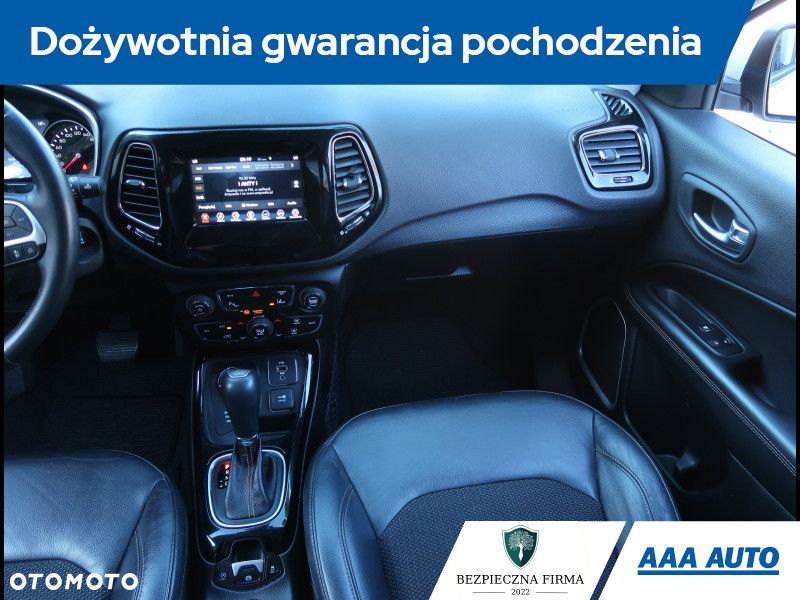 Jeep Compass - 9