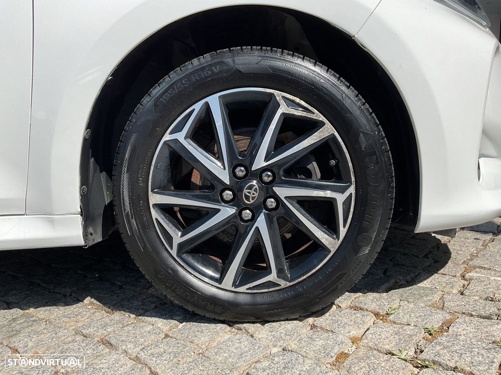 Toyota Yaris 1.5 HDF Exclusive - 17
