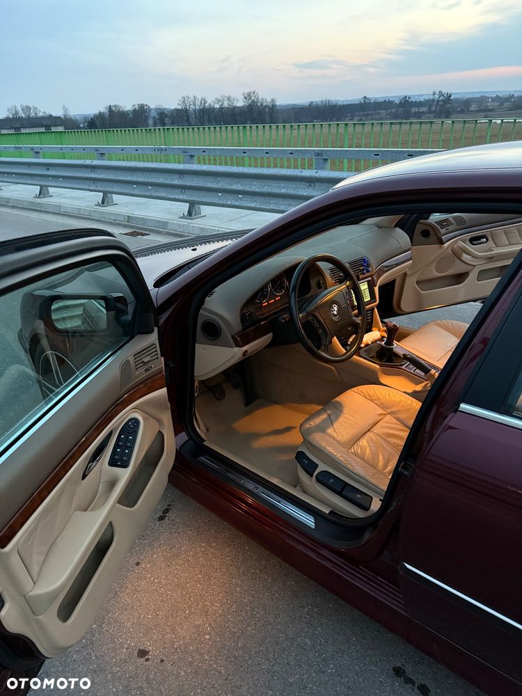 BMW Seria 5 - 14
