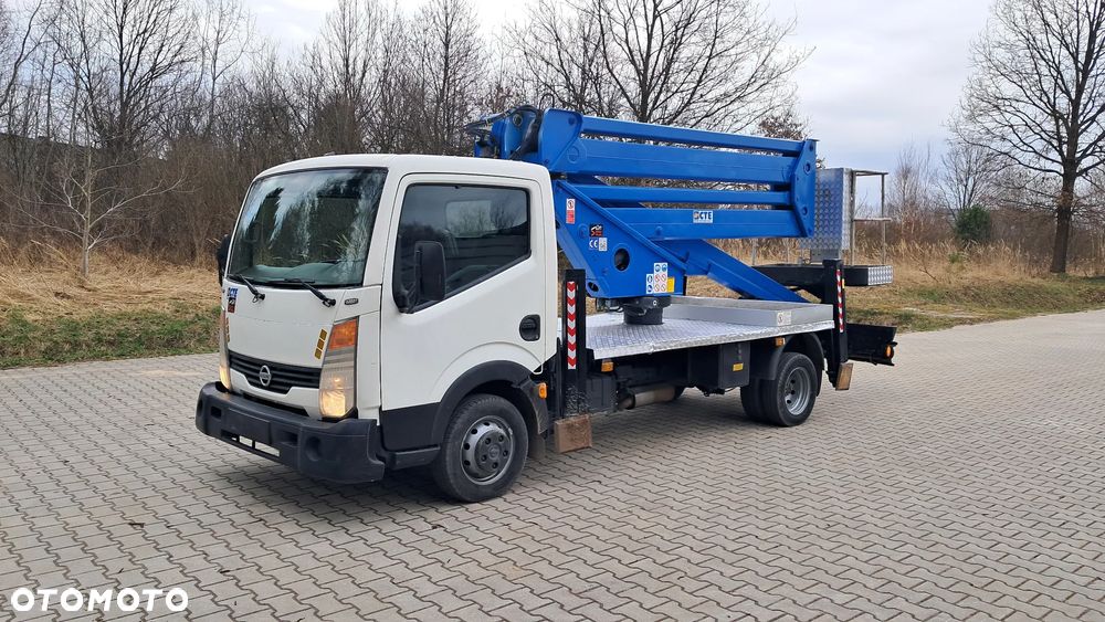 Nissan Cabstar . Podnośnik koszowy . CTE ZED20 .
