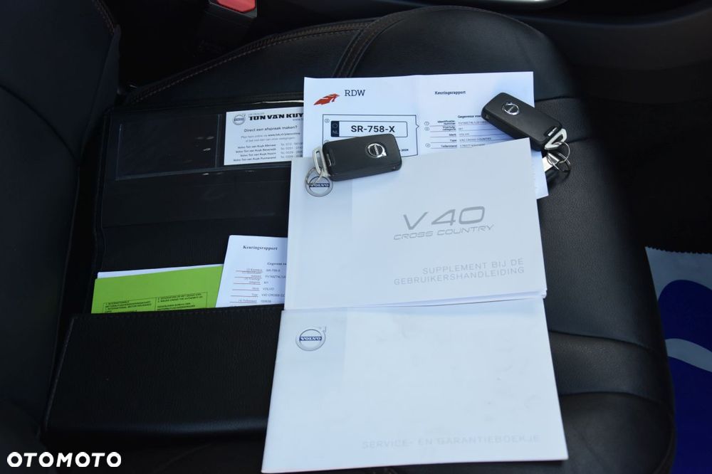 Volvo V40 Cross Country D2 Drive-E Summum - 26