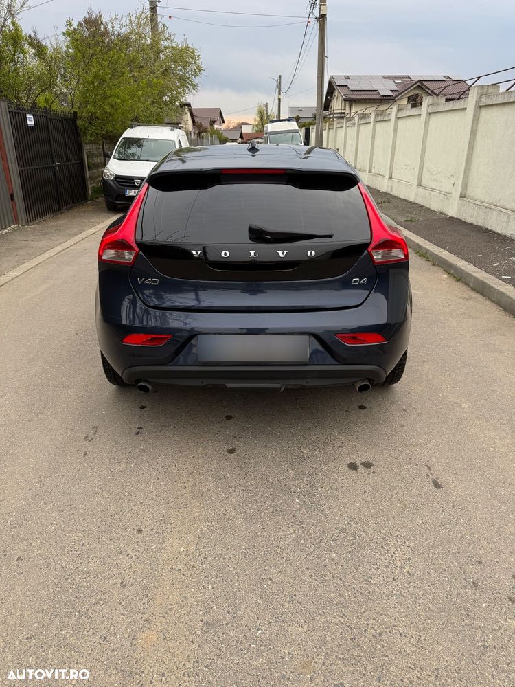 Volvo V40 D4 VEA Summum - 6