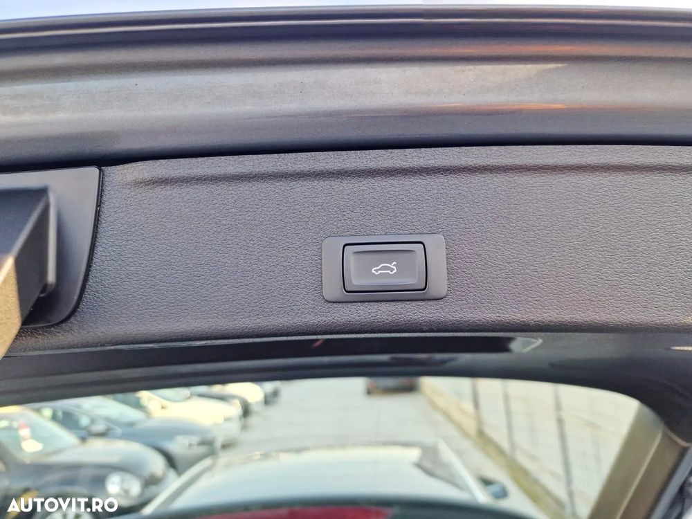 Audi A4 35 TFSI S tronic design - 17