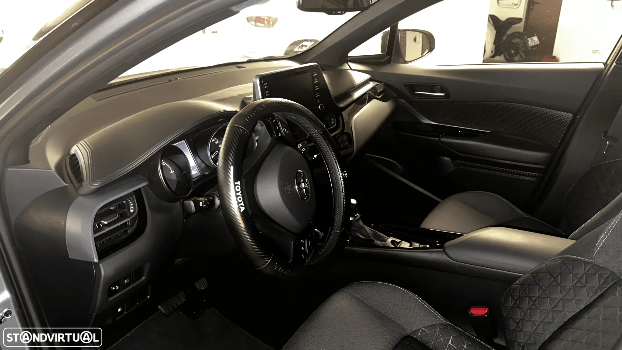 Toyota C-HR 2.0 Hybrid Square Collection - 5