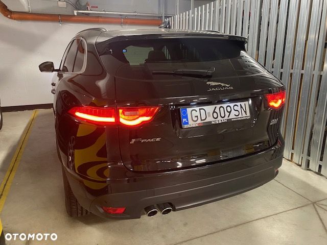 Jaguar F-Pace 2.0 i4D AWD Prestige - 8