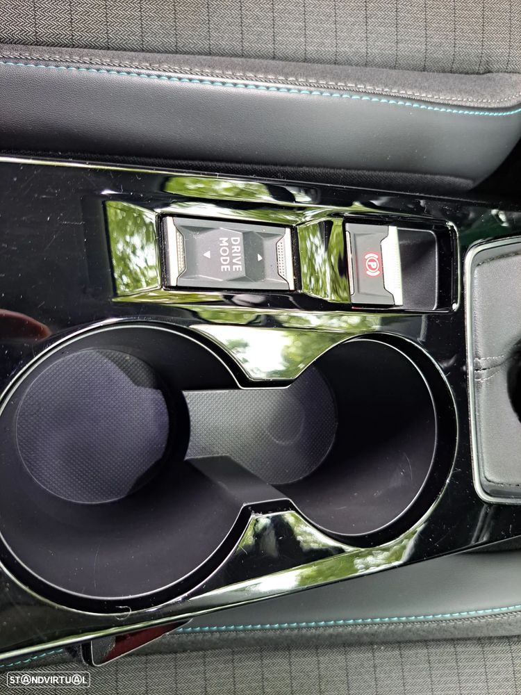 Peugeot 2008 1.5 BlueHDi Allure - 21