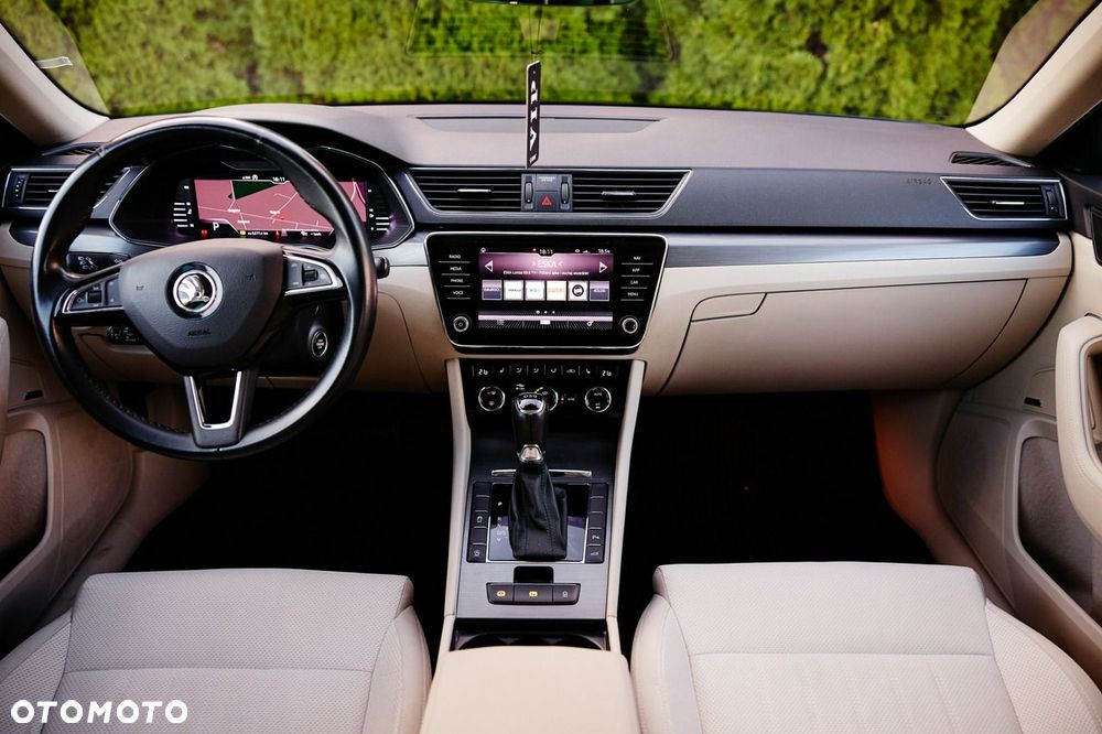 Skoda Superb 2.0 TSI Style DSG - 27