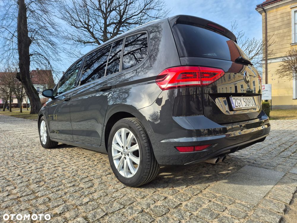 Volkswagen Touran 2.0 TDI SCR DSG ACTIVE - 36